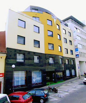 President Hotel Bratislava Buitenkant foto